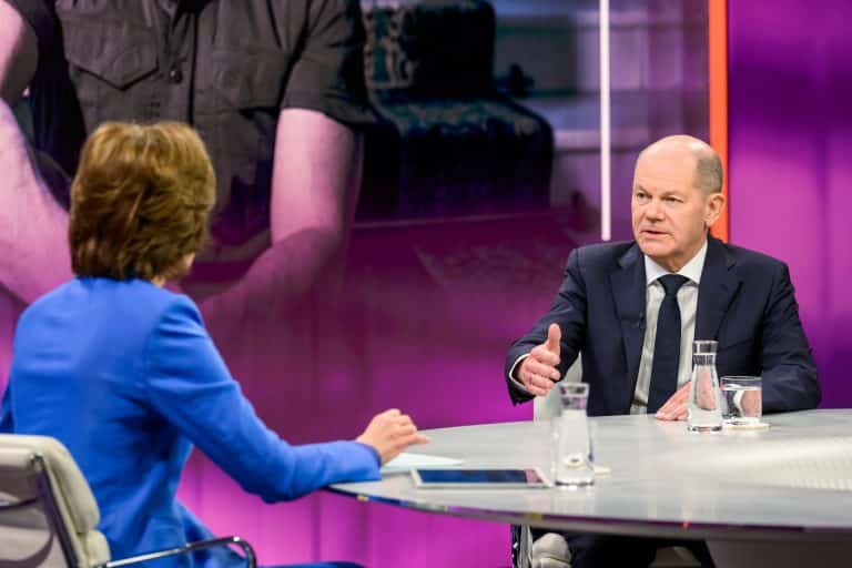 Heute bei der 1000. Folge von „maybrit illner“: Scholz fordert „Keine Show“ – Vertrauliche Gespräche auf Industriegipfel geplant
