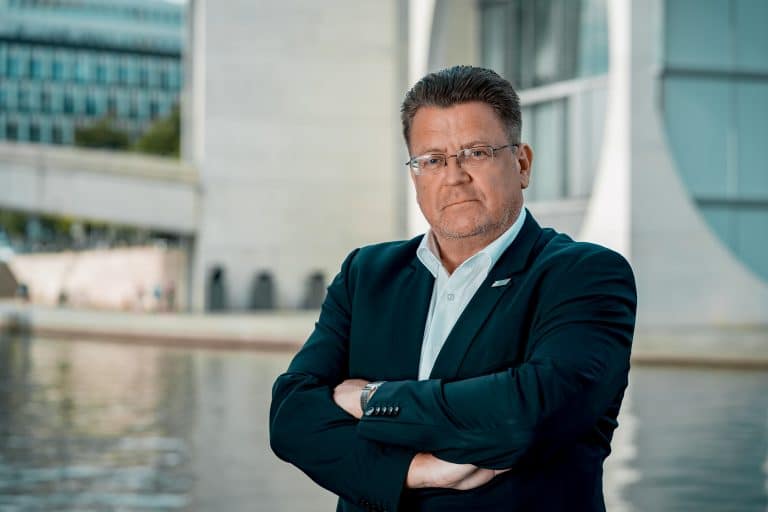 Strafverfahren gegen AfD-Politiker Stephan Brandner: Bundestag hebt Immunität auf