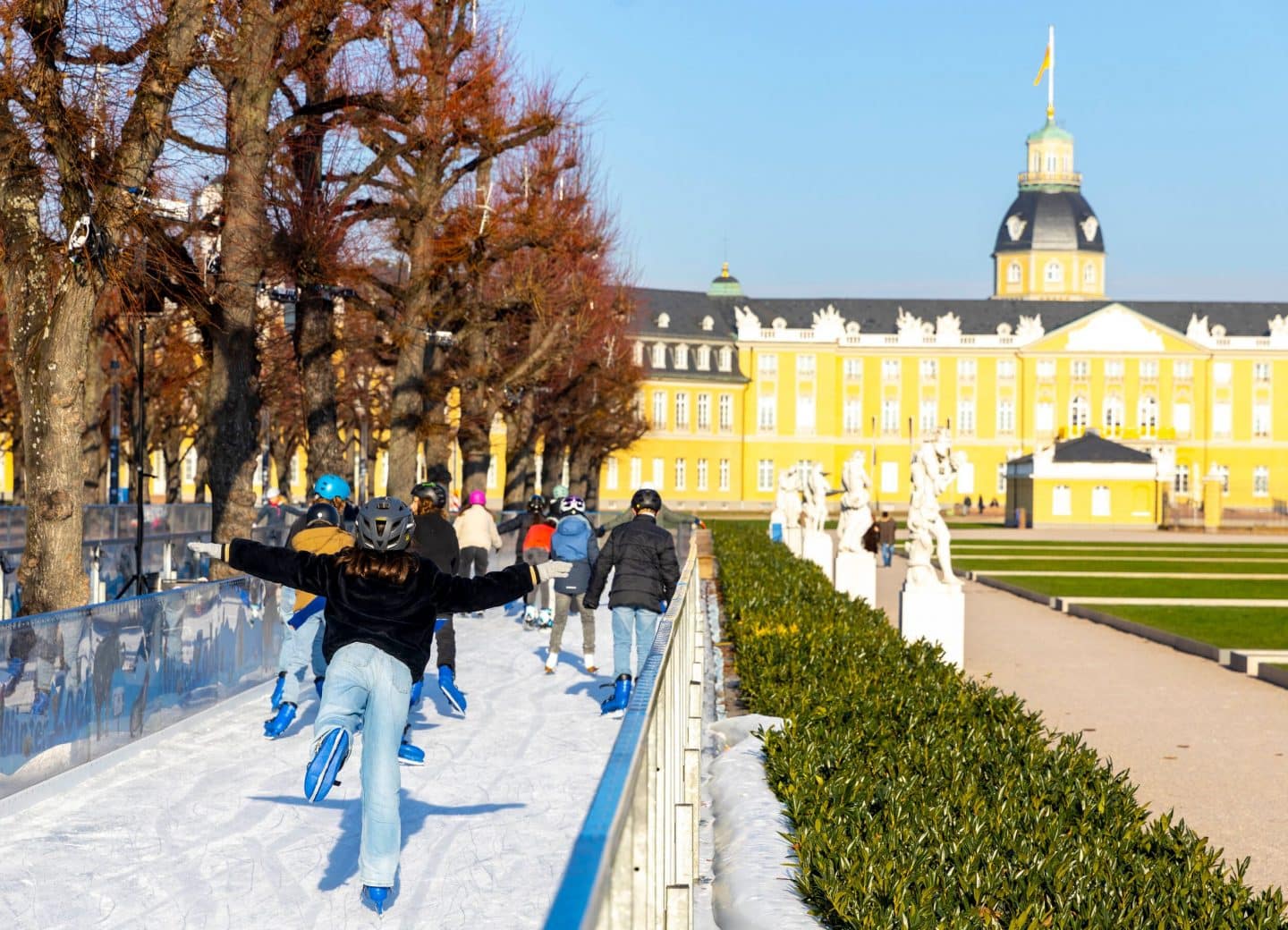 Winterparadies Karlsruhe: WINTERZEIT lädt ab November zum Eislaufen ein