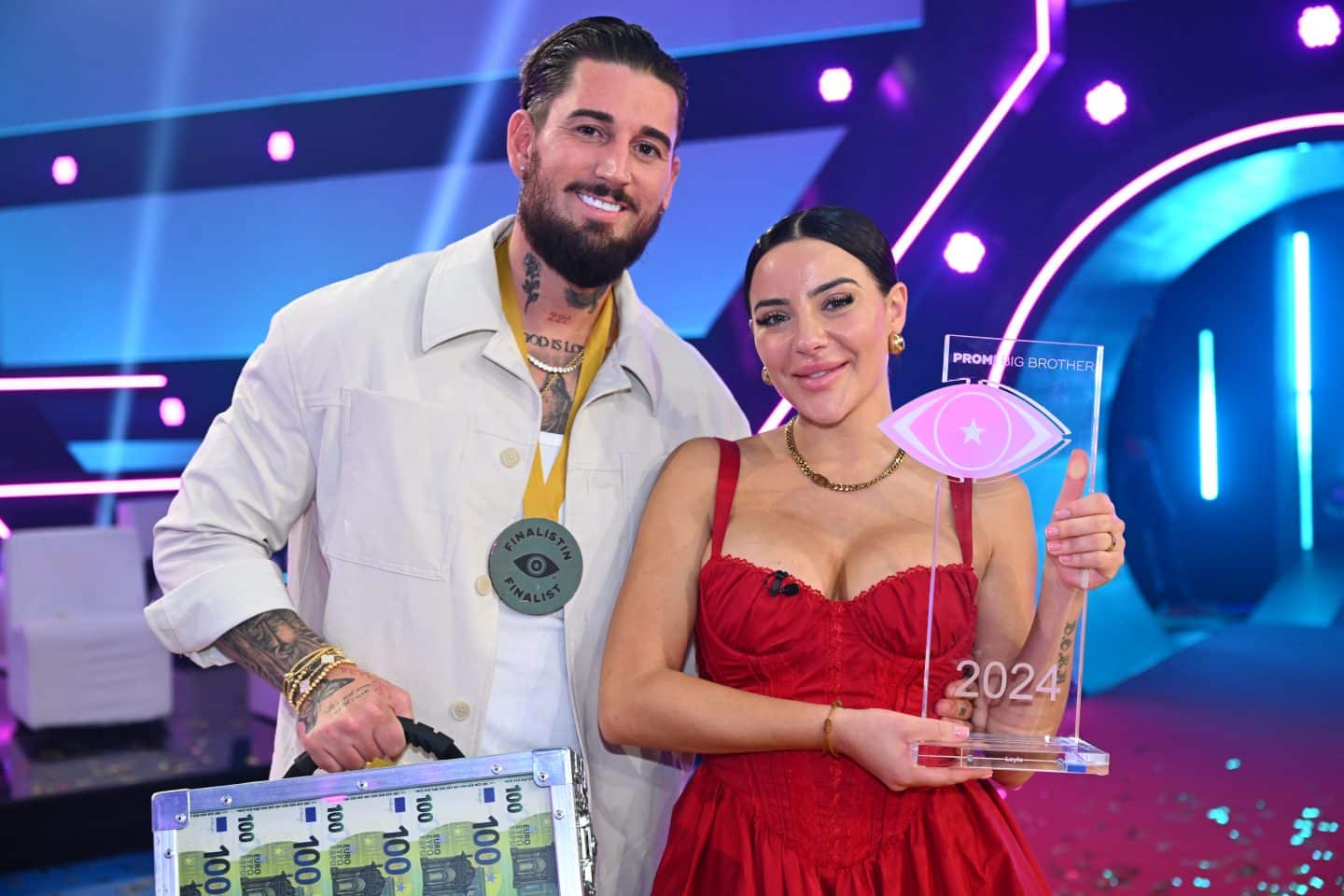 Leyla gewinnt das Finale von "Promi Big Brother" – Dönerladen und Busenblitzer: Der verrückte Final-Abend! WW1 3827