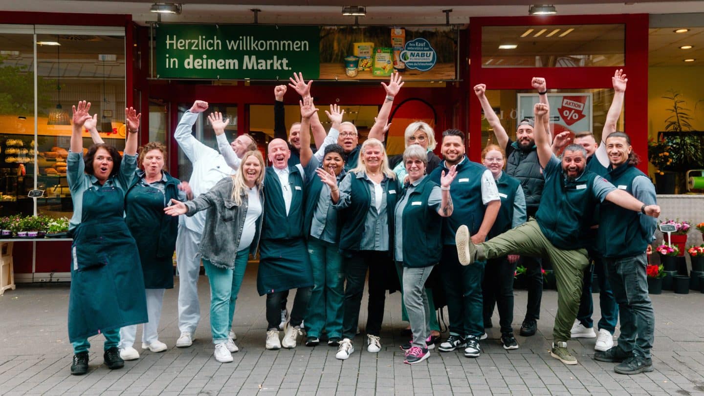 Start von „Unser Supermarkt – mit Herz und Humor“: Schock an der Kasse und Wasserschaden sorgt für Chaos