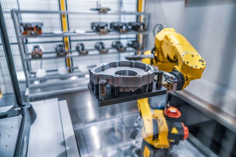 Südwestindustrie im Abschwung: Umsatz und Arbeitsplätze fallen trotz steigender Aufträge