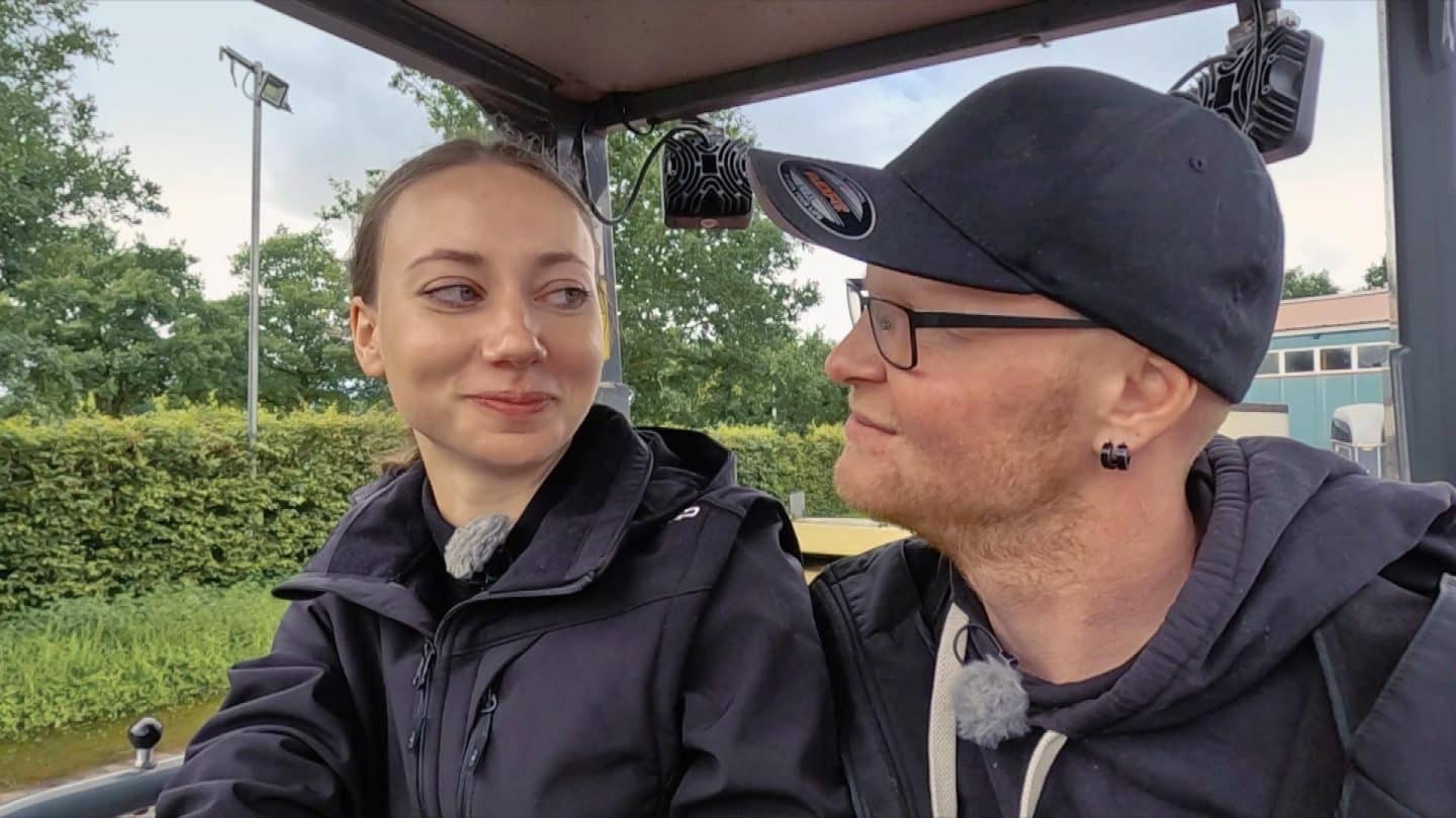 Überraschung bei „Bauer sucht Frau“: Krankheitsbedingter Abschied und neue Liebesfunken in den Hofwochen! 2ADCD 1