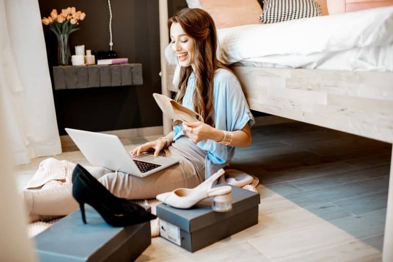 Black Friday 2024: Deutsche stürzen sich online auf Schnäppchen – doch nur echte Deals zählen!