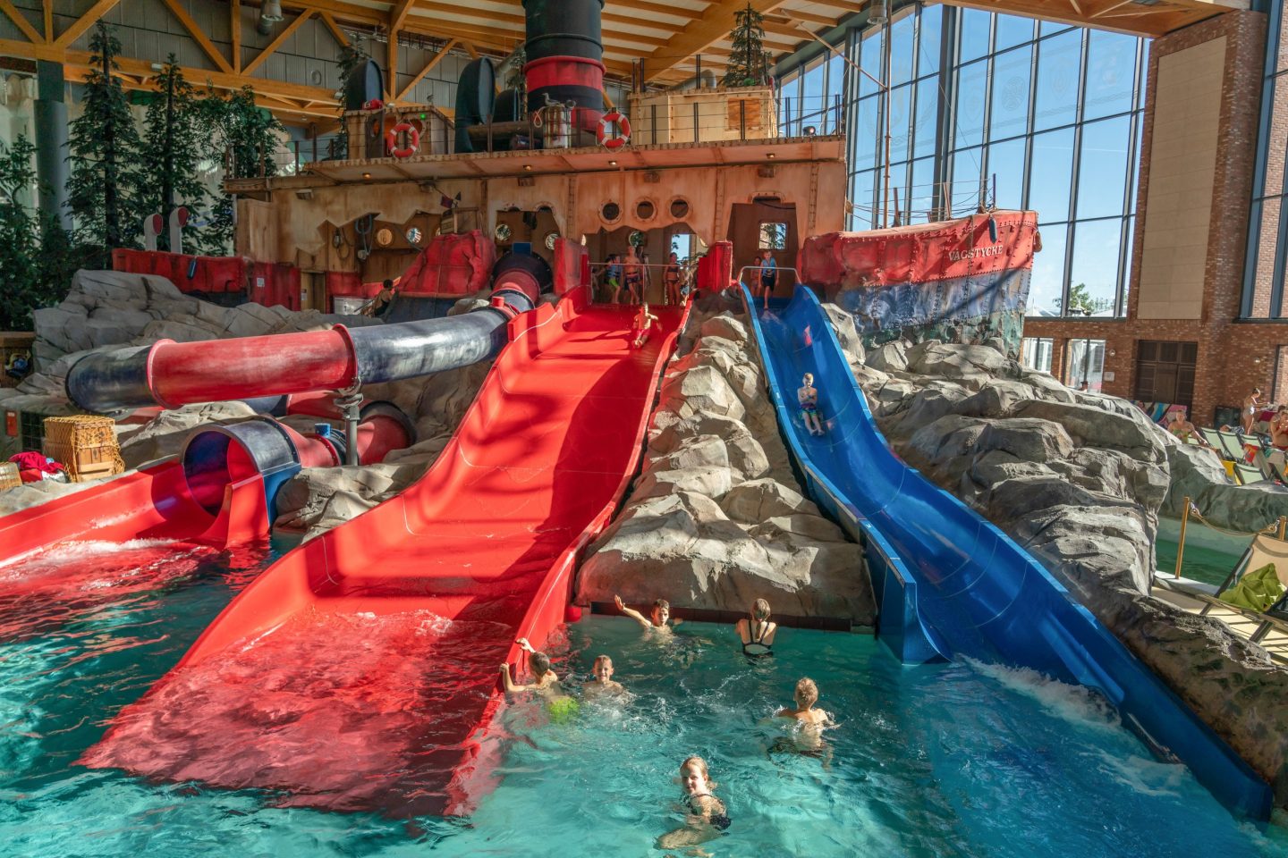 Europa-Park und Rulantica räumen wieder ab: Zahlreiche „Parkscout Plus“ und „Parksmania“ Awards 2024 gewonnen! 1 Europa-Park und Rulantica räumen wieder ab: Zahlreiche „Parkscout Plus“ und „Parksmania“ Awards 2024 gewonnen! parkscout2