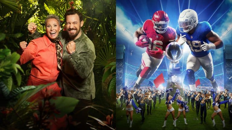 Collage aus zwei Bildern: Links Sonja Zietlow und Jan Köppen im Dschungelcamp-Setting, lächelnd und in Siegerpose. Rechts zwei NFL-Spieler in actiongeladenem Stadion, flankiert von Cheerleadern und einer Bühne mit Halbzeitshow-Atmosphäre.