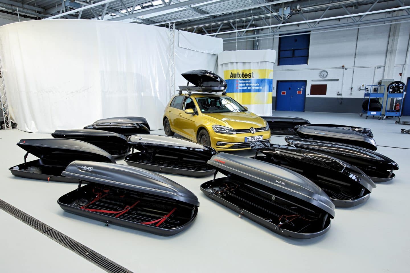 ADAC-Test: Diese 13 Dachboxen überzeugen – aber Vorsicht vor den Verlierern!