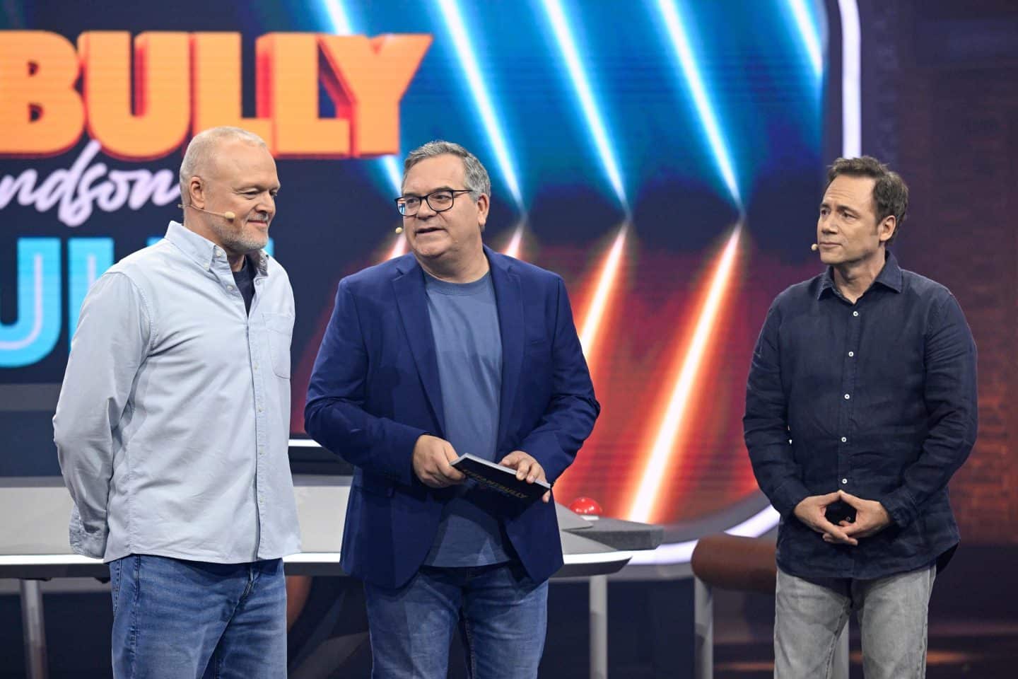 „Raab und Bully gegen irgendson Schnulli“ spaltet Zuschauer – 250.000 Euro Sieg sorgt für Drama!