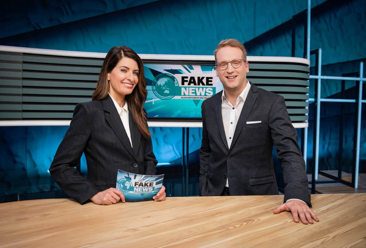 Linda Zervakis enthüllt die „Fake News“ 2024 – ProSieben mit TV-Premiere!