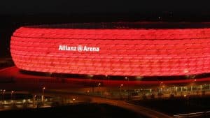 Kane-Show bei Bayern-Auftakt: 3:1 gegen Chelsea – aber neues Verletzungsdrama!