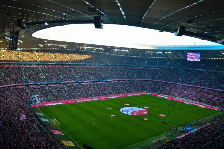 Harry Kane doppelt eiskalt! Bayern schlägt Bremen klar 3:0