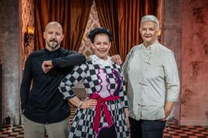 (v.l.n.r.) Christian Hümbs; Enie van de Meiklokjes; Bettina Schliephake-Burchardt