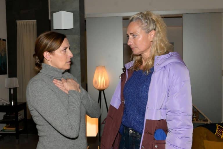 „Gute Zeiten, schlechte Zeiten“ am 20.03: Erpressung & Machtkampf – So dramatisch wird die Folge