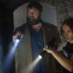 Kommissar Behringer (Antoine Monot) und Jung-Kommissarin Ela Jenning (Cosima Henman)