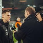 Joshua Kimmich (l.) im Interview
