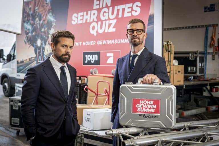 „Ein sehr gutes Quiz“ mit Joko & Klaas: Live-Quizshow um 100.000 Euro – und der Spielort bleibt geheim!