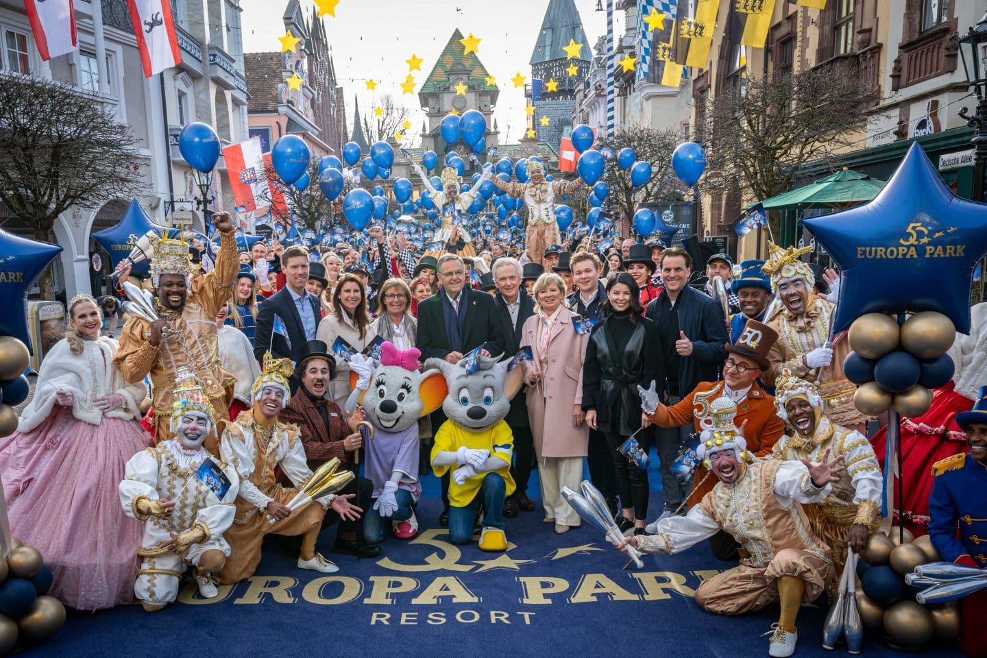 Europa-Park startet Jubiläumssaison: Neue Attraktion, Shows und große Parade!
