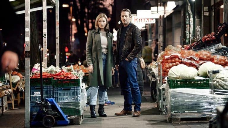 Heute Tatort-Wiederholung: „Verborgen“ – Falke und Grosz ermitteln im Milieu der Papierlosen