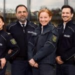 Die idyllische Kulisse der Elbe zwischen Pirna, der Sächsischen Schweiz und der tschechischen Grenze dient als Schauplatz für die Ermittlungen der Wasserschutzpolizei. Auch in der dritten Staffel bilden sie das Team der WaPo Elbe: V.l.n.r. Kommissarin Jana Macourek (Barbara Prakopenka), Hauptkommissar Sami Fares (Adnan Maral), die Leiterin der Wache Hauptkommissarin Maike Junghans (Carina Wiese) und Kommissar Moritz Krätschmer (Ferdi Özten).