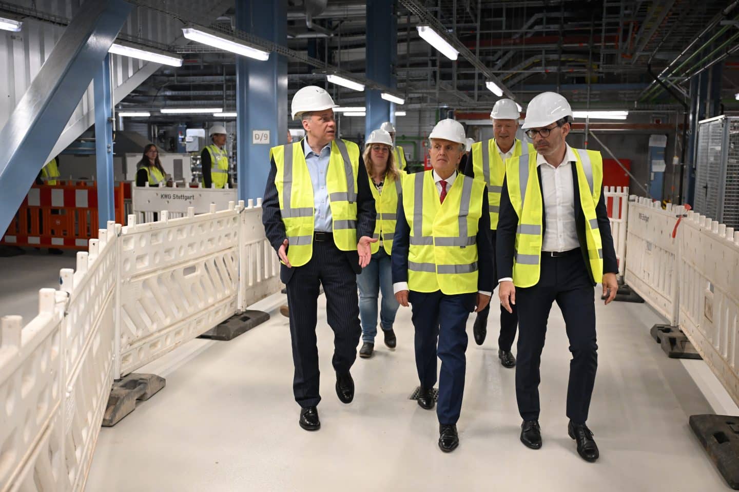 Wegweisend für Deutschland: Dieses Kraftwerk in Baden-Württemberg ist eines der ersten seiner Art 20250411 rundgang im neuen kraftwerk stuttgart muenster ud1 1158 1744370635231