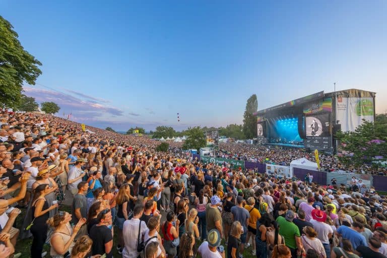 40 Jahre DAS FEST Karlsruhe: Max Giesinger, Clueso und Amy Macdonald feiern auf dem Mount Klotz
