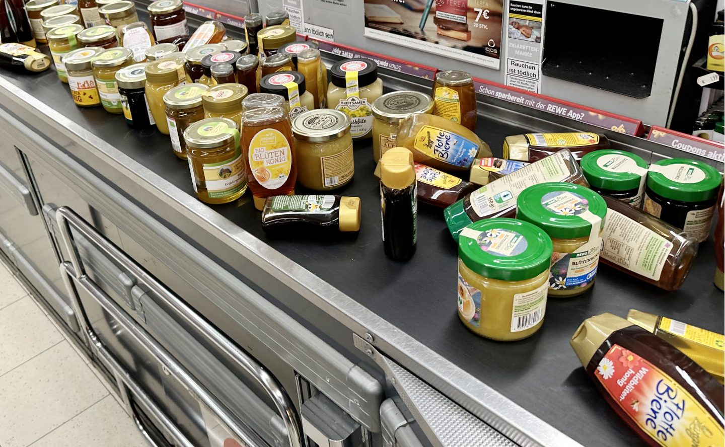 Honig-Test empört Imker: „Stiftung Warentest blamiert sich mit Gefälligkeit für Discounter!“