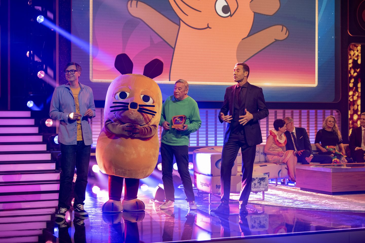 Krimi, Kult, Kai Pflaume: Die große ARD-Show begeistert Millionen zum 75. Geburtstag