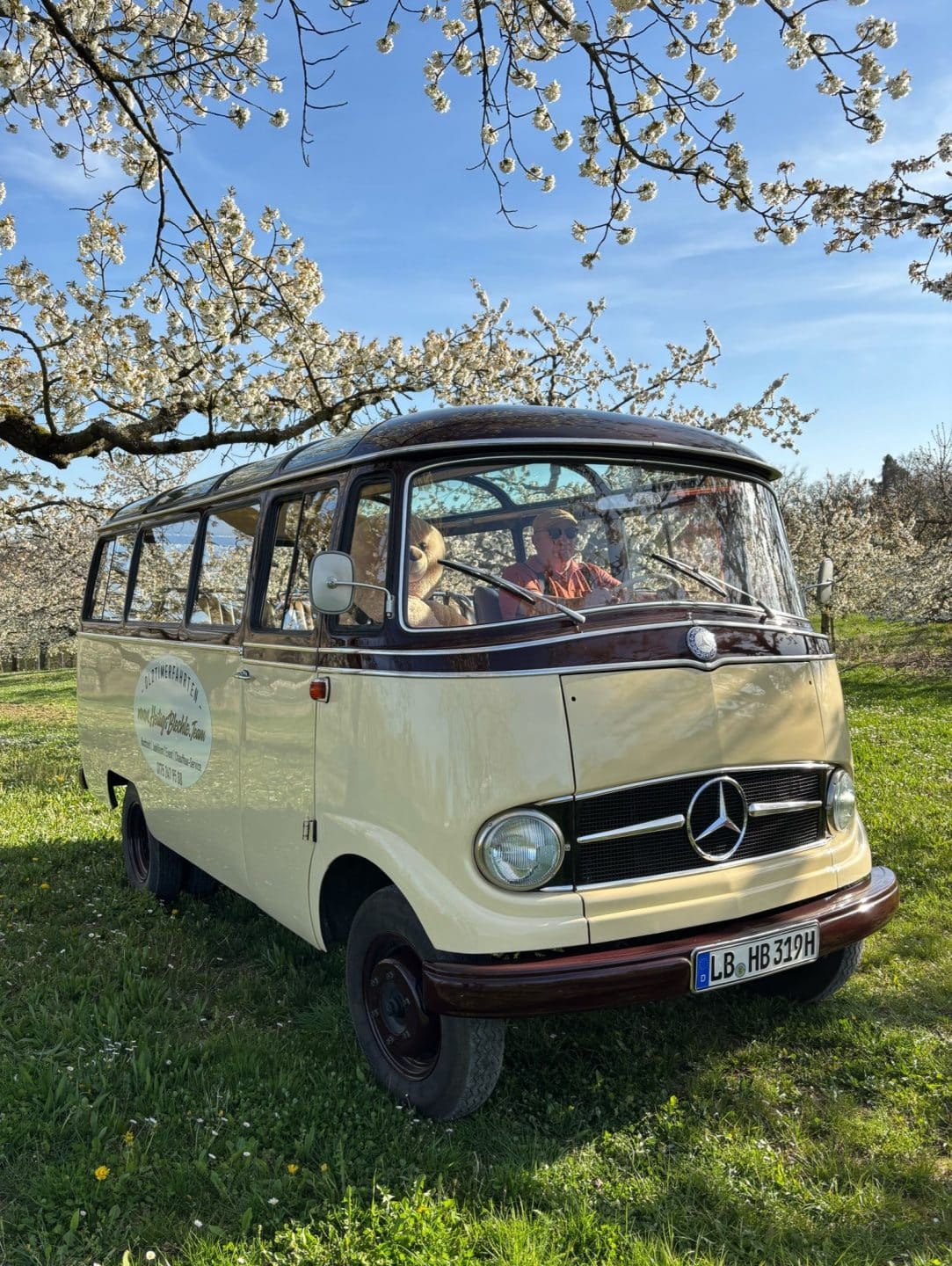 Ausflugstipp Heilbronn: Nostalgie pur! Weingut Hopping mit dem Oldtimer-Bus MB