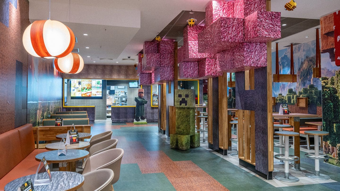 Pixel trifft Pommes! McDonald’s eröffnet Minecraft-Restaurant in München