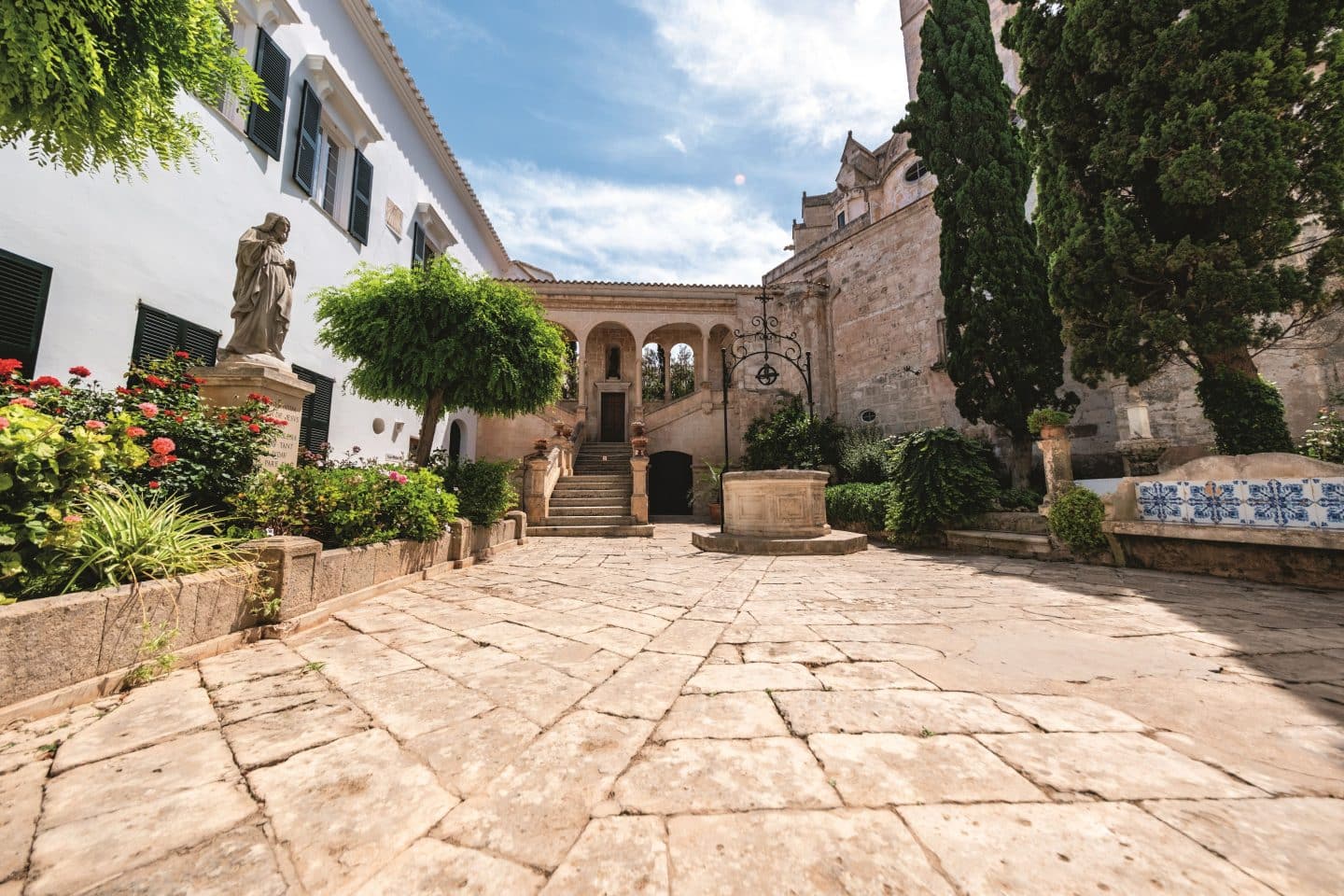 Reiselust im besten Alter: Diese 7 europäischen Orte sind bei Babyboomern besonders beliebt Menorca
