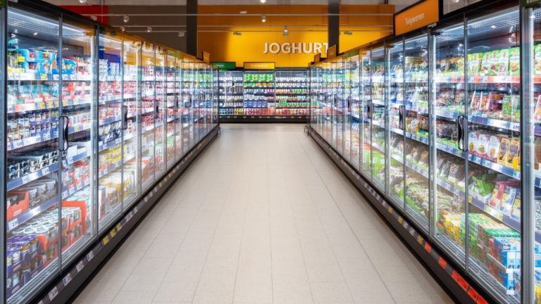 Nach „Team Wallraff“-Enthüllung: Kaufland investiert 500 Mio. in 5-Punkte-Plan gegen Ekelzustände