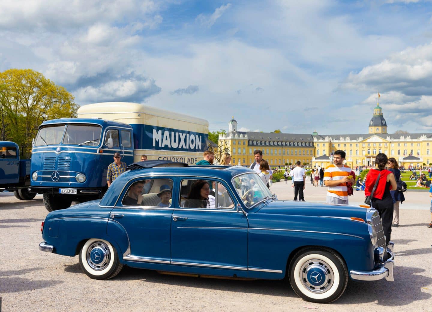 Karlsruhe feiert den Frühling: Großes Fest der Sinne mit Shopping & Oldtimern
