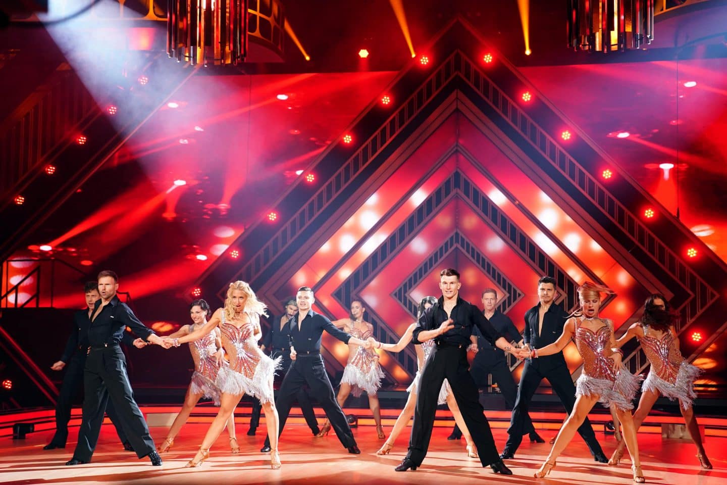 Let’s Dance Tour 2025: Mega-Show rollt an! Alle Infos zu Stars, Terminen & Tickets!