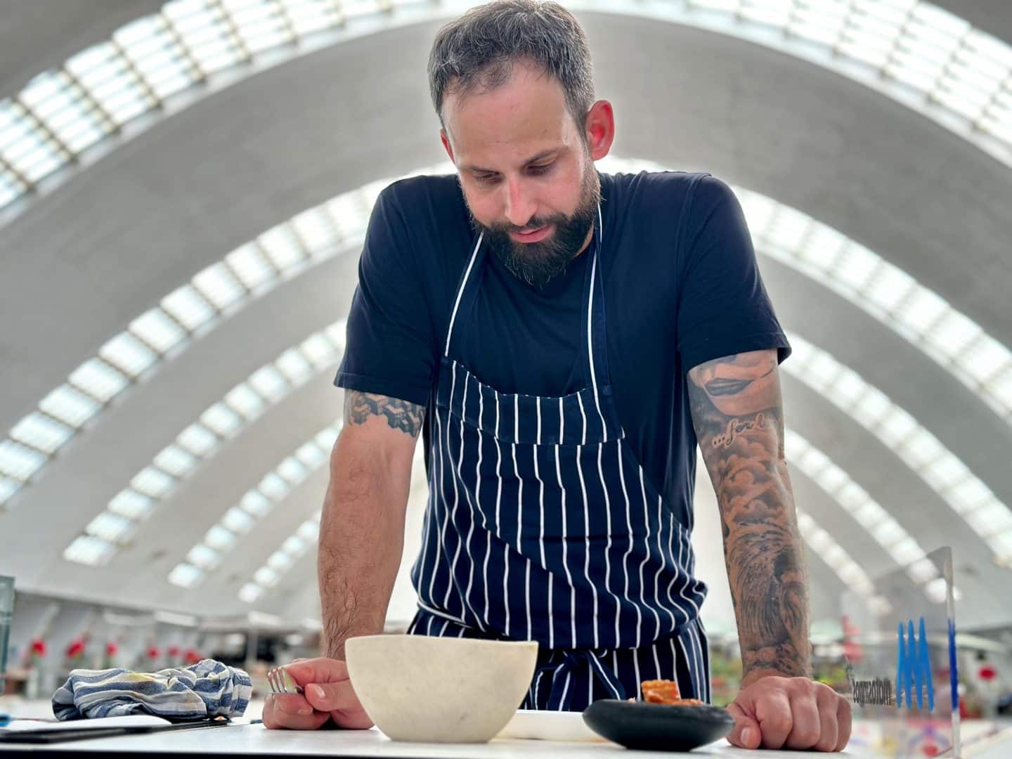 "Kitchen Impossible" am 25.05: Mälzer & Strohe mit neuem Clou – Ihre Chefs im spannenden Koch-Battle 1 "Kitchen Impossible" am 25.05: Mälzer & Strohe mit neuem Clou – Ihre Chefs im spannenden Koch-Battle 47C4E 3