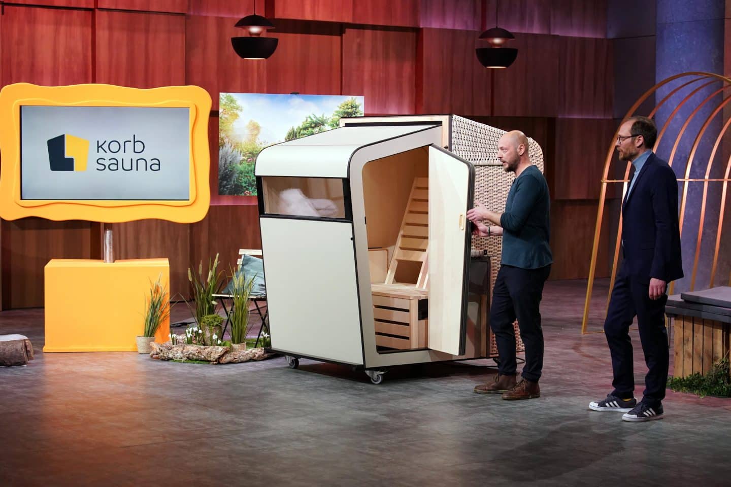 Korbsauna: Heißer Pitch bei "Die Höhle der Löwen" – Judith Williams plant direkt einen "Vierer"! 4D891 6