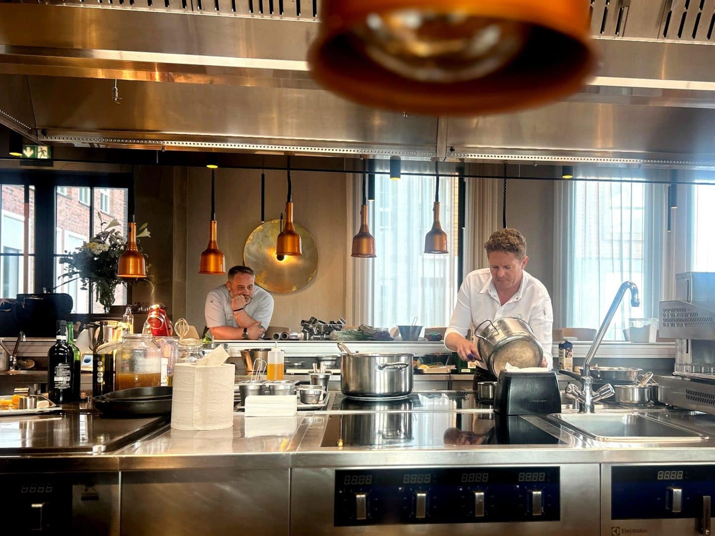 Mälzer gegen Klein: "Kitchen Impossible"-Revanche spitzt sich zu – Das gab es noch nie! 6CDAD 2