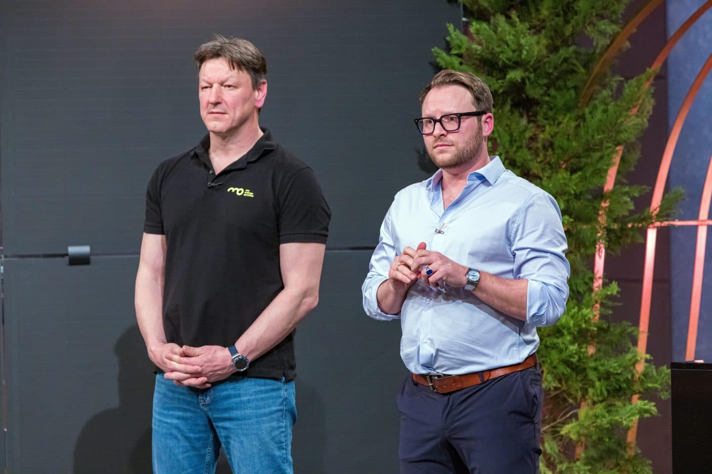 mo energy systems: Solar an der Wand – Dieses DHDL-Start-up will Fassaden zu Kraftwerken machen FCAEB 6
