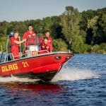 Die stillen Helden des Alltags: DLRG rettet 2024 1.446 Menschenleben und feiert Nachwuchs-Rekord