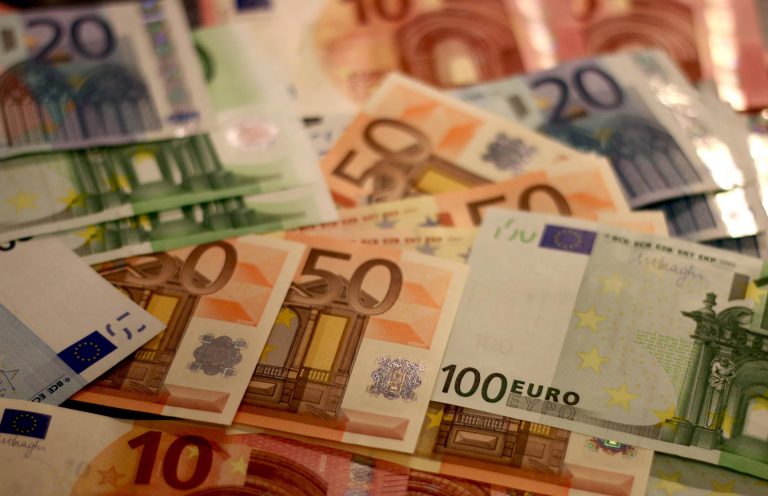 380 Millionen Euro Soforthilfe: Land stützt Kommunen und Kliniken