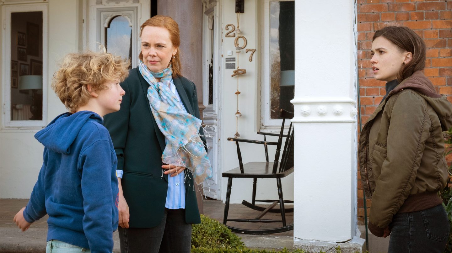 „Mutter, Kutter, Kind“ heute in der ARD – Familiendrama mit Anneke Kim Sarnau rührt zu Tränen 10 Mutter Kutter Kind 1