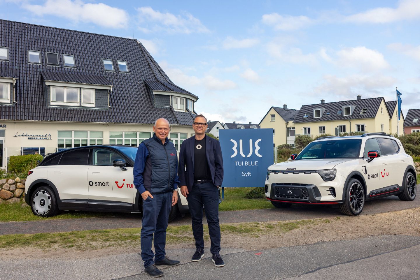 TUI & smart bringen E-Autos in den Urlaub – 1000 Hotels rüsten auf & eigene smart-Modelle! 1N8A9933 Bearbeitet Sven Erberich Meerlicht Photography Fotograf Sylt Buisness Commercial