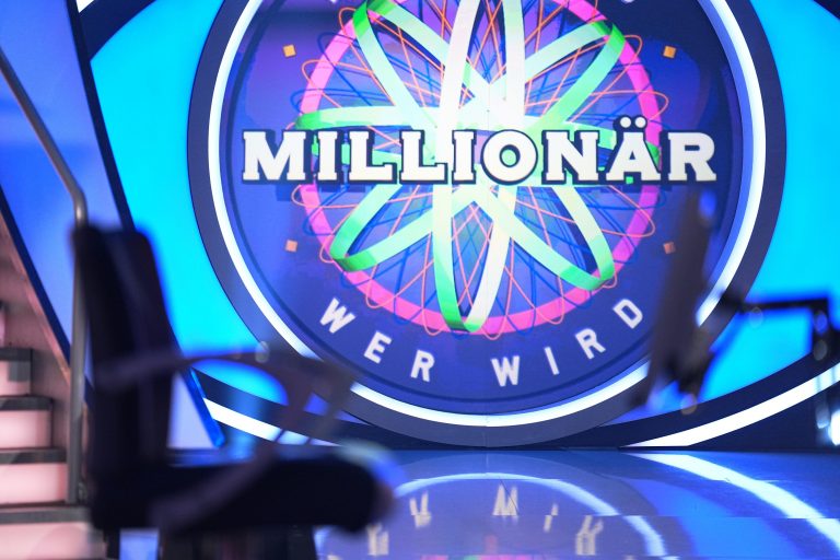 Heute Abend bei RTL: „Wer wird Millionär?“ Pfingst-Special mit geheimem Extra für die Kandidaten!