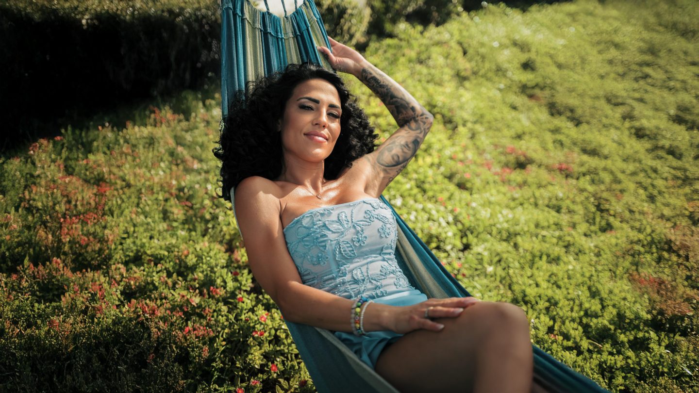 Elena Miras ist die neue Singel-Lady bei Make Love, Fake Love – und warnt: „Wer lügt, fliegt!“