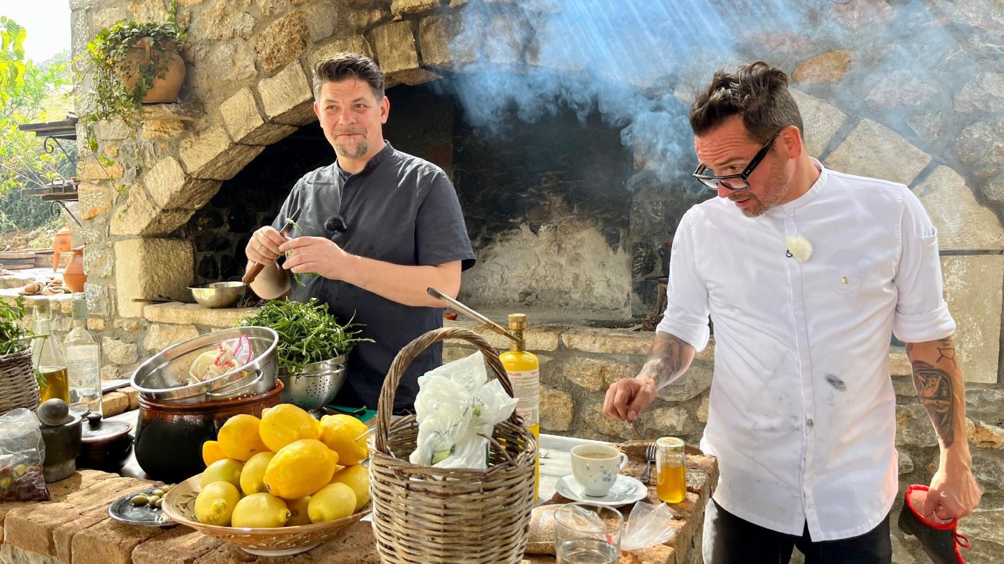 „Kitchen Impossible“ eskaliert heute!: Kochen ohne Strom, Knödel-Drama, Unterwasser-Schock BF1E8 5