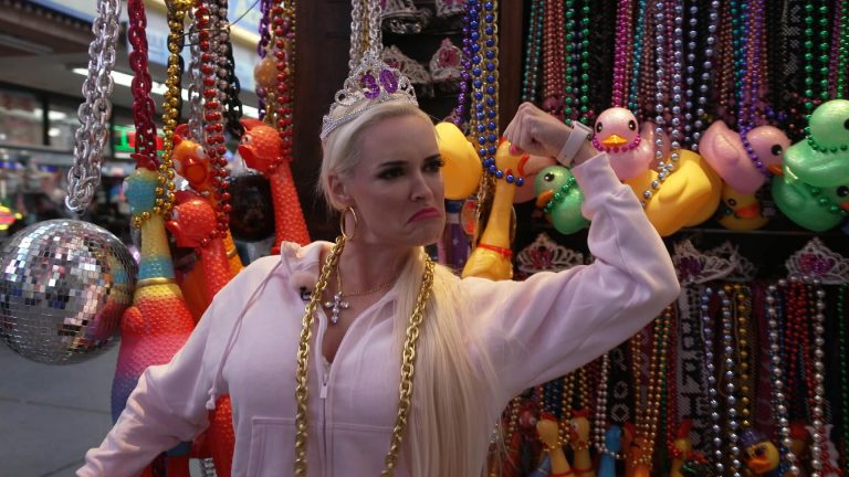 Heute bei Daniela Katzenberger: Kleid-Drama vor dem Wettkampf! Sie fliegt ohne „WOW“-Look nach Vegas