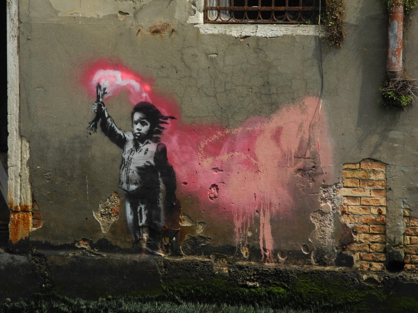 Banksy ist zurück! Neues Werk in Marseille gibt Fans Rätsel auf