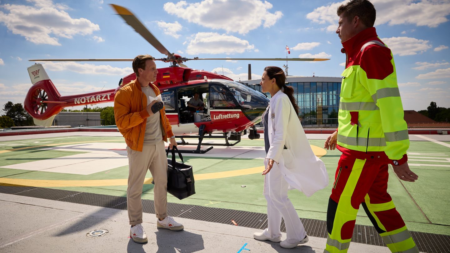 "Dr. Nice – Hand aufs Herz" heute: Chirurgen-Genie verliert alles durch Unfall-Drama 1 "Dr. Nice – Hand aufs Herz" heute: Chirurgen-Genie verliert alles durch Unfall-Drama 84076 3 6