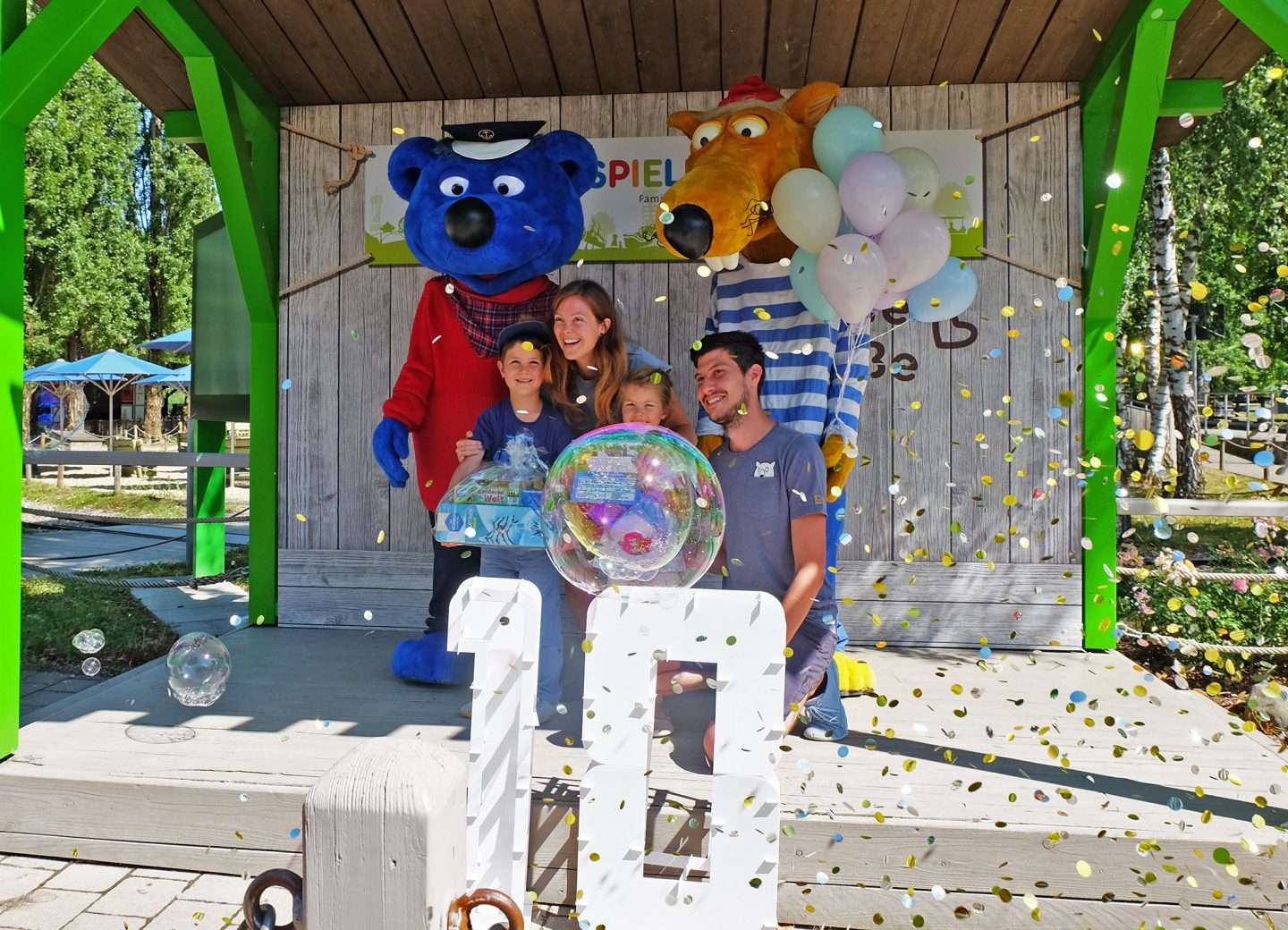 Ravensburger Spieleland begrüßt 10-millionsten Gast – Familie gewinnt Erlebnisaufenthalt