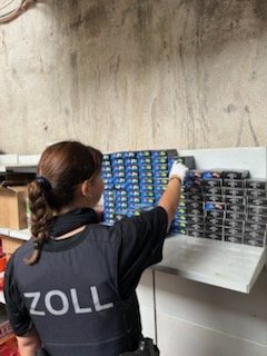 Riesiger Shisha-Betrug aufgedeckt: Zoll hebt drei illegale Tabakfabriken in Baden-Württemberg aus IMG 00201 Kopie
