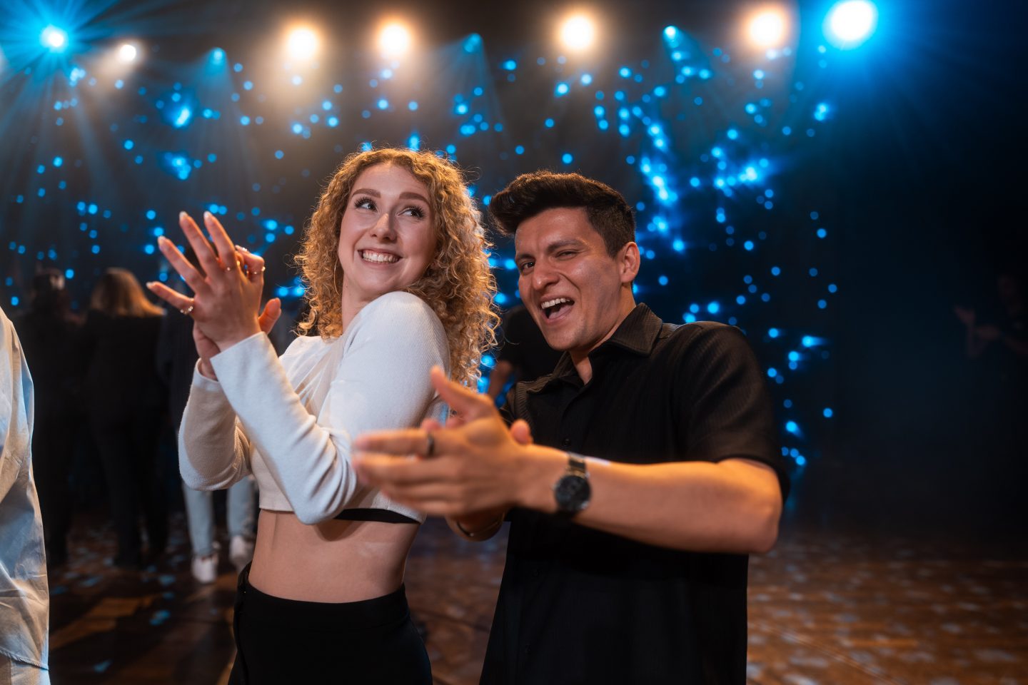 AIDA tanzt 2026: Trainieren Sie auf hoher See mit den Profis von „Let’s Dance“